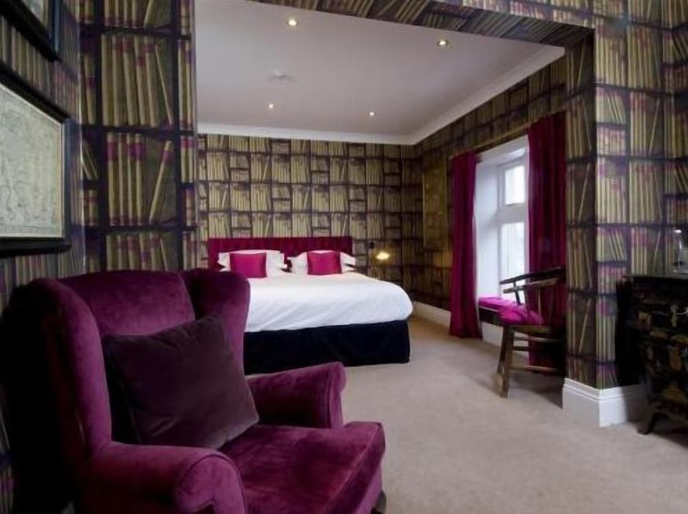 Mitton Hall 14/50
