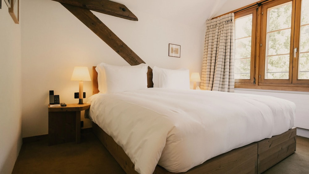 Deluxe, Double Bed, Garden View, Attic