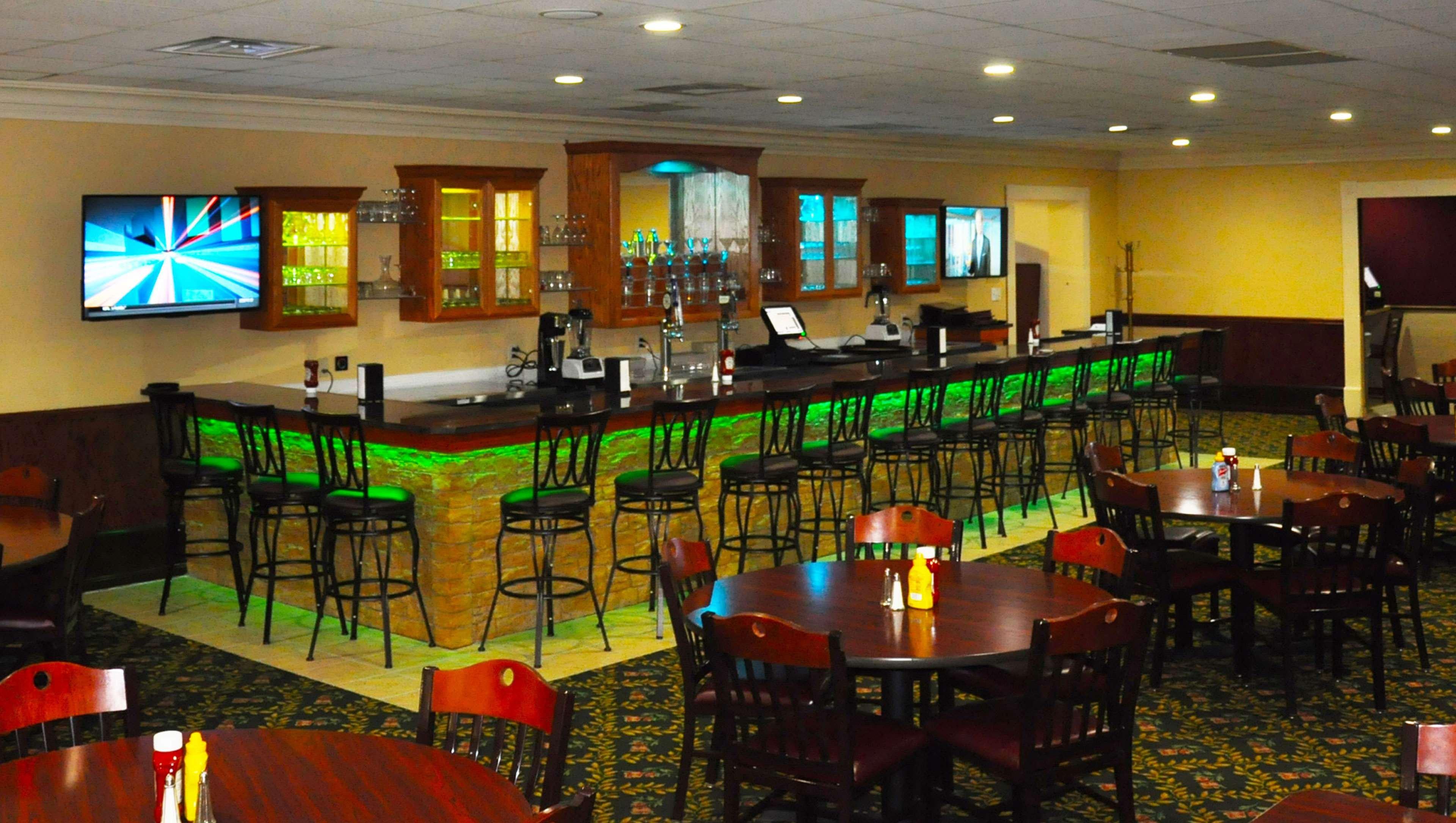 Magnuson Hotel East Sandusky 21/33
