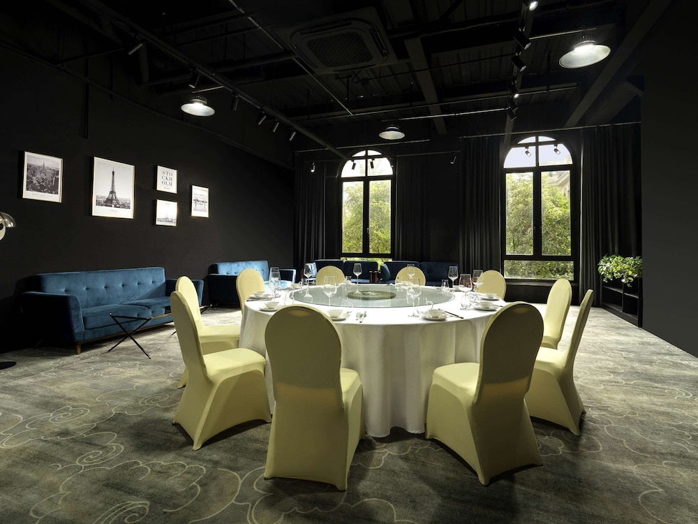 NOVOTEL HONGQIAO EXHIBITION 28/31