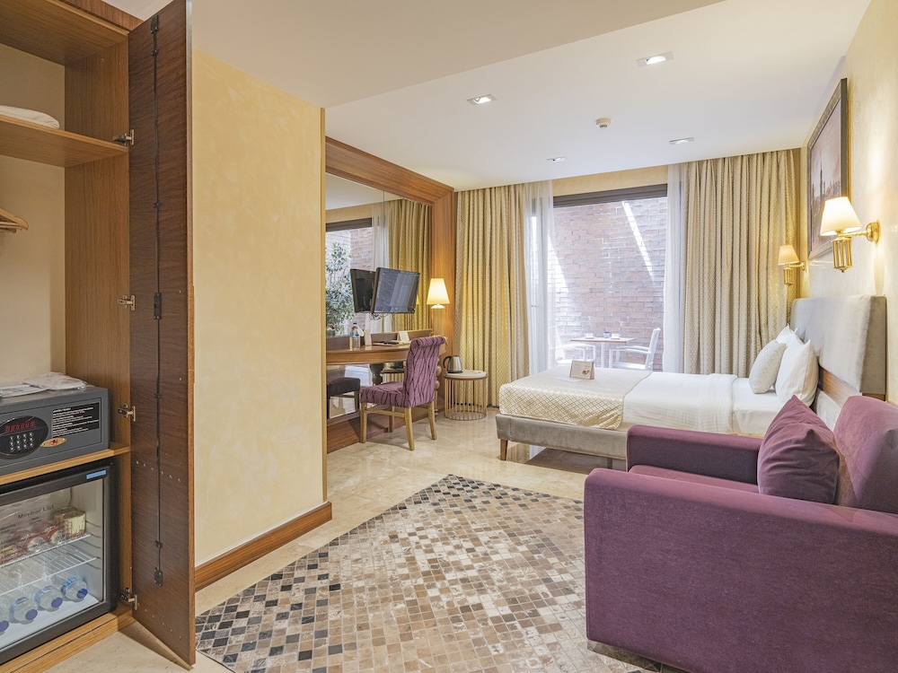 Nowy Efendi Hotel - Special Class 56/77