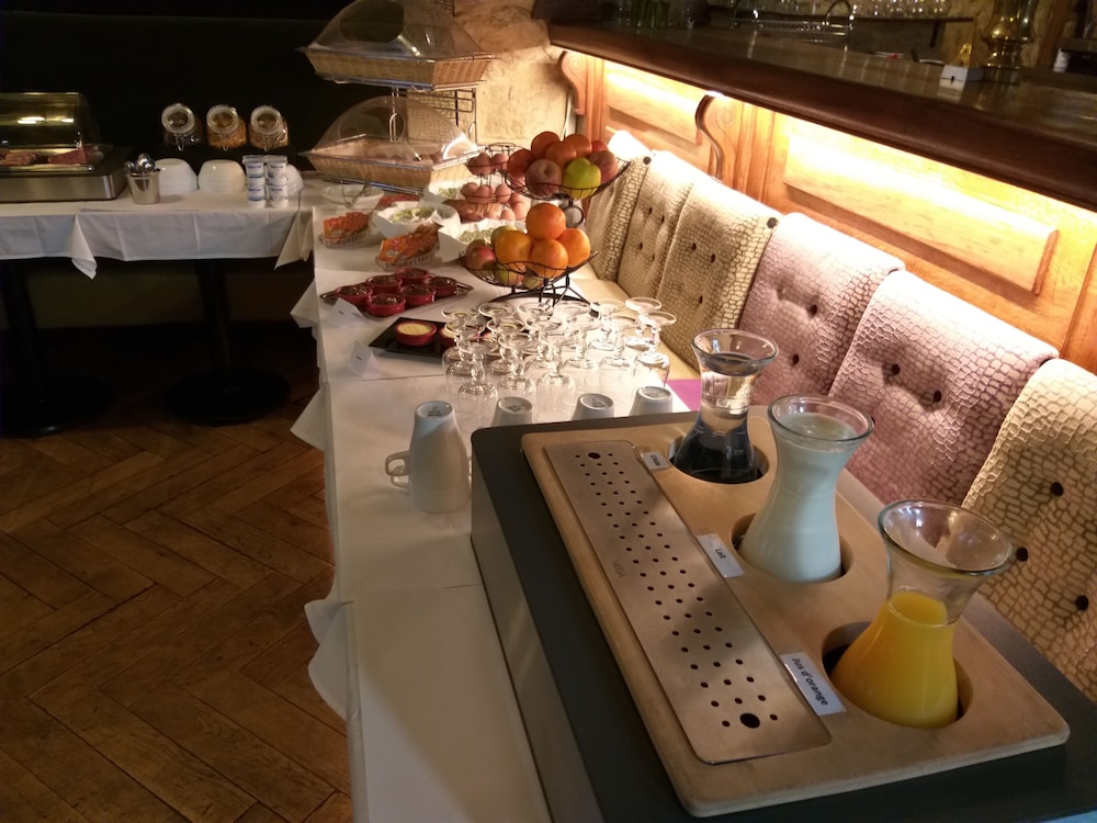 Hotel du Mont Blanc 44/47