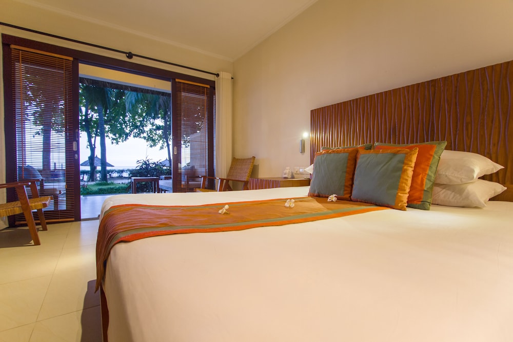 Blue Ocean Resort 9/72