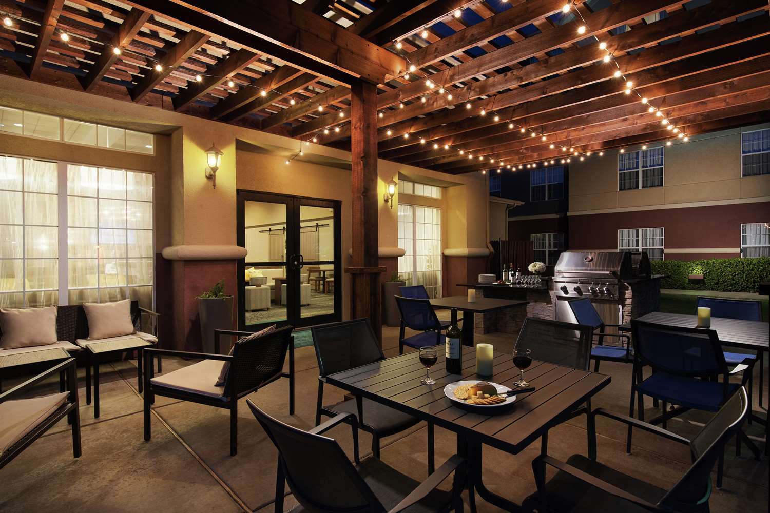 restaurant cafeteria