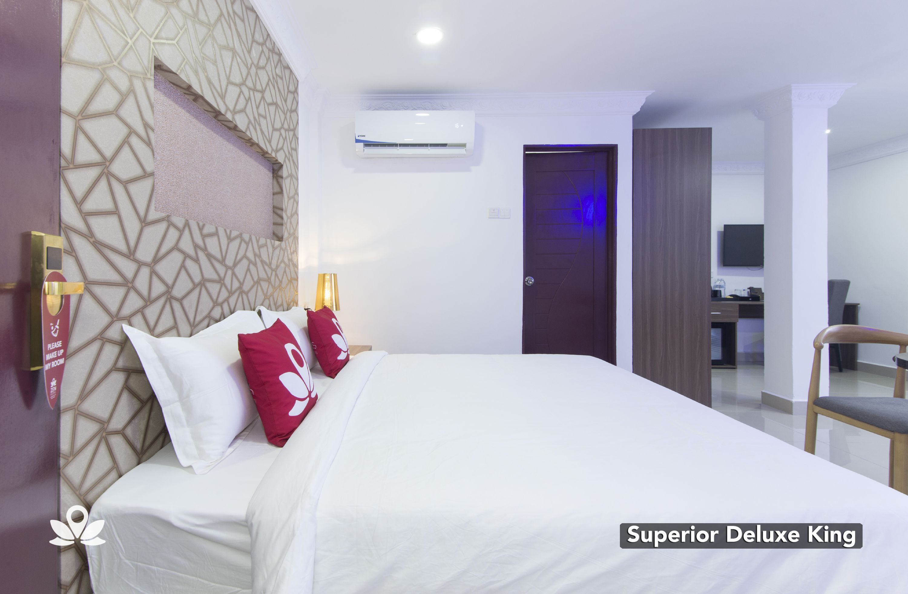 Zen Rooms Poorna Hotel 8/50