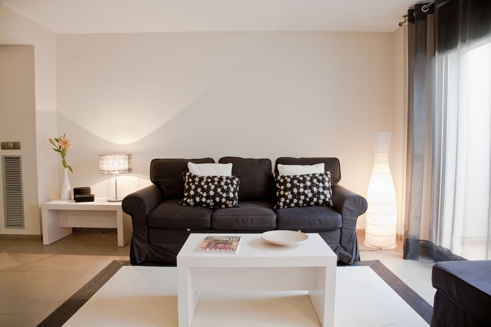 Up Suites Bcn 32/44