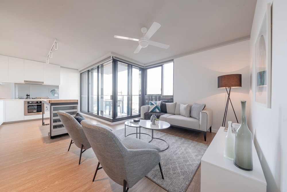 Kingstreet Residences 17/40