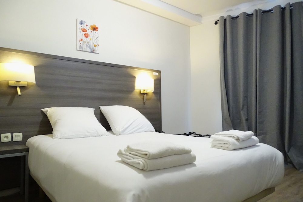 Hipotel Paris Voltaire Bastille 26/55