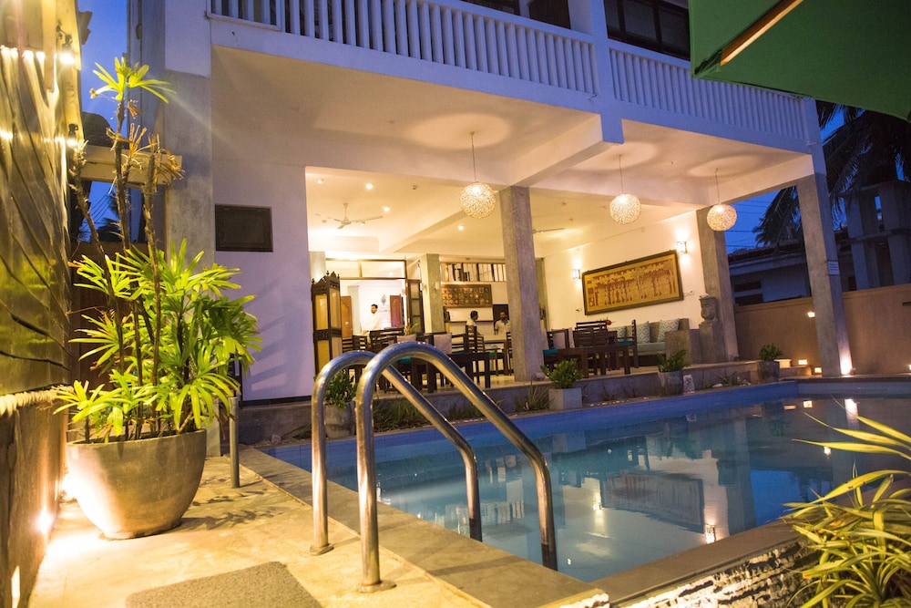 Sea World Boutique Hotel 25/50