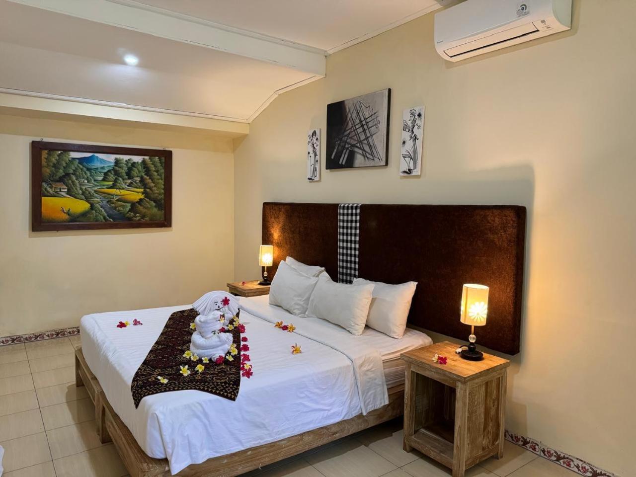1 Bedroom, Bungalow, Double and Twin Beds, with Fan