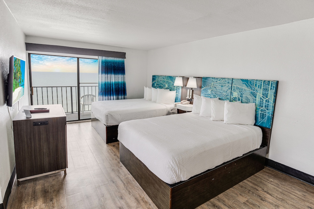 Tropical Seas Hotel 16/49