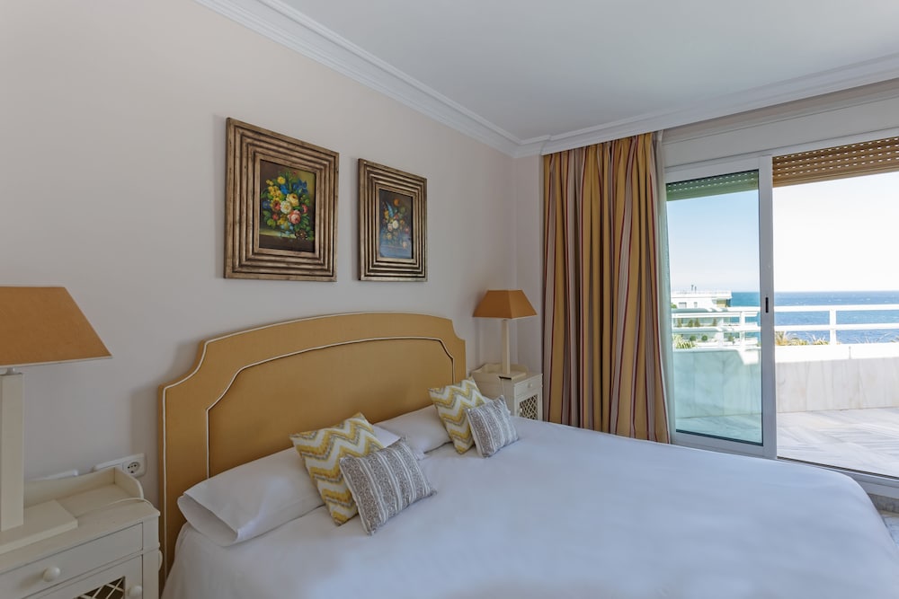 Coral Beach Aparthotel 33/77