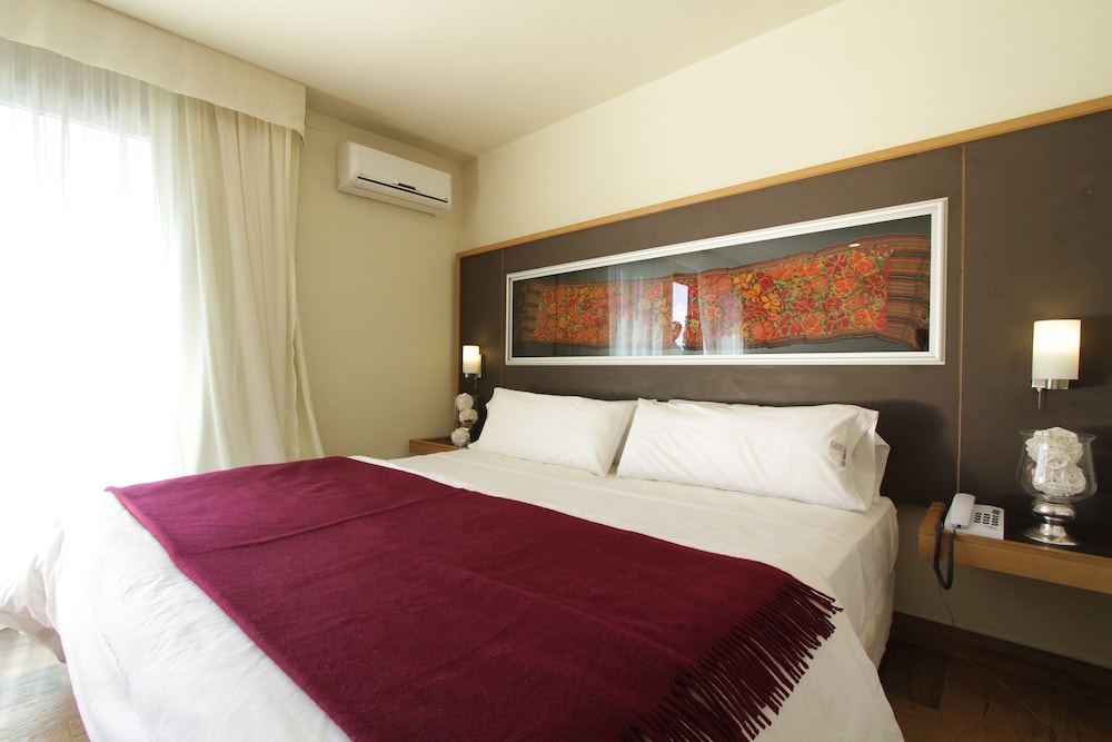 Plaza Paradiso Petit Hotel 9/62