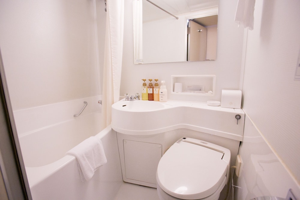 Shinagawa Prince Hotel East Tower 50/50