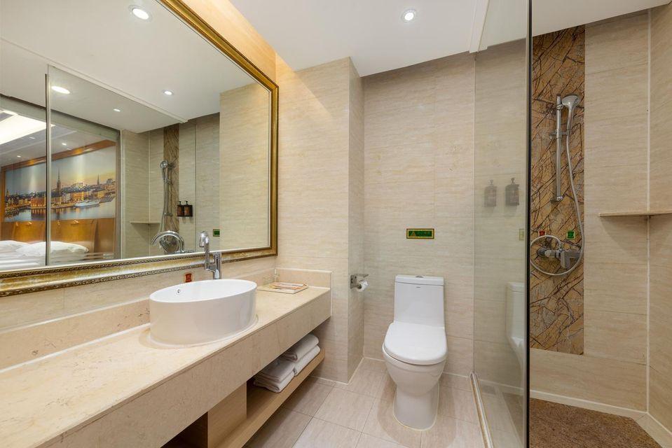 Executive, Suite, Queen Bed