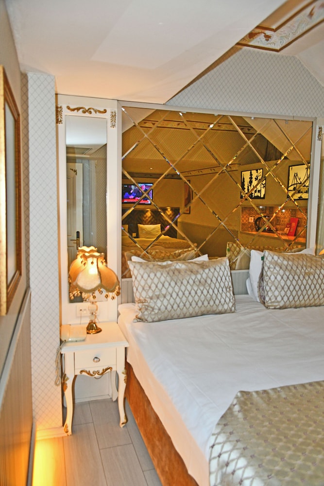 LEYENDA HOTEL 18/50