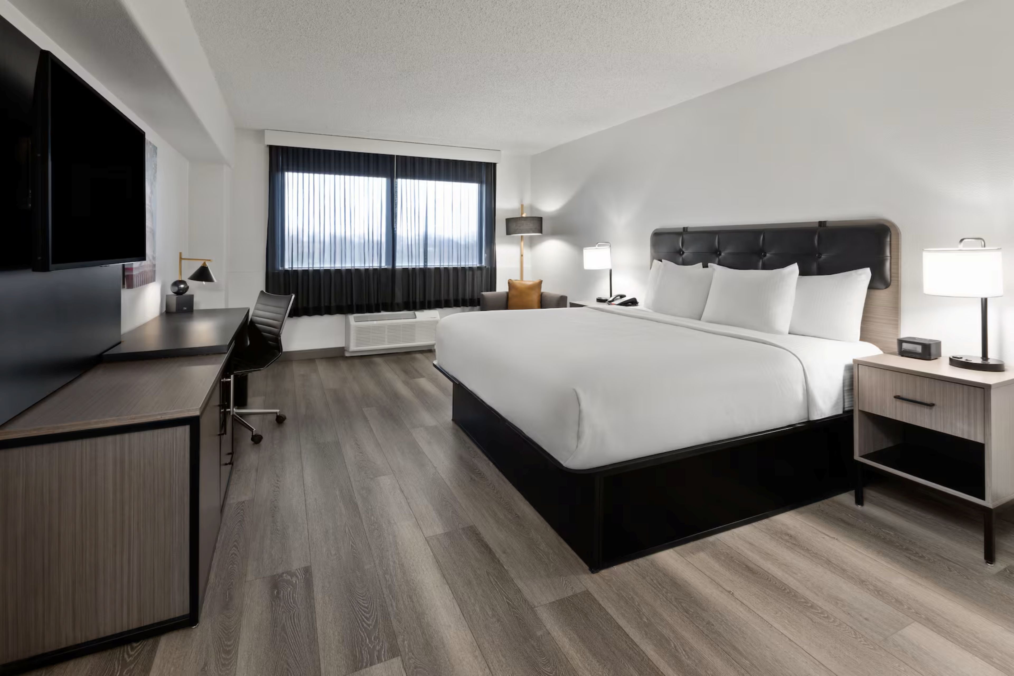 Standard, King Bed