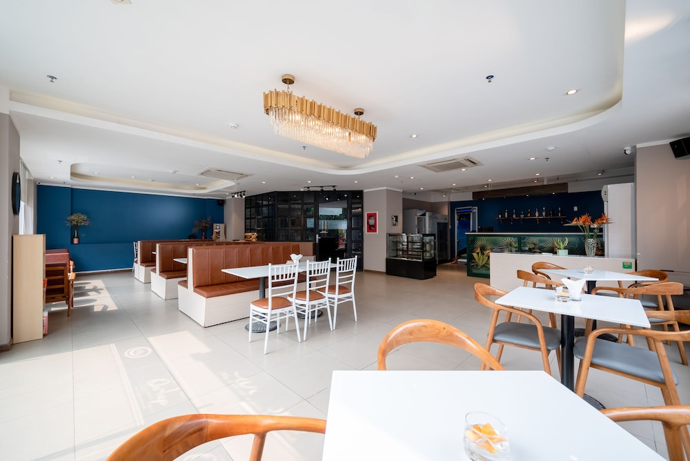 Cozrum Homes - Sonata Residence 37/50