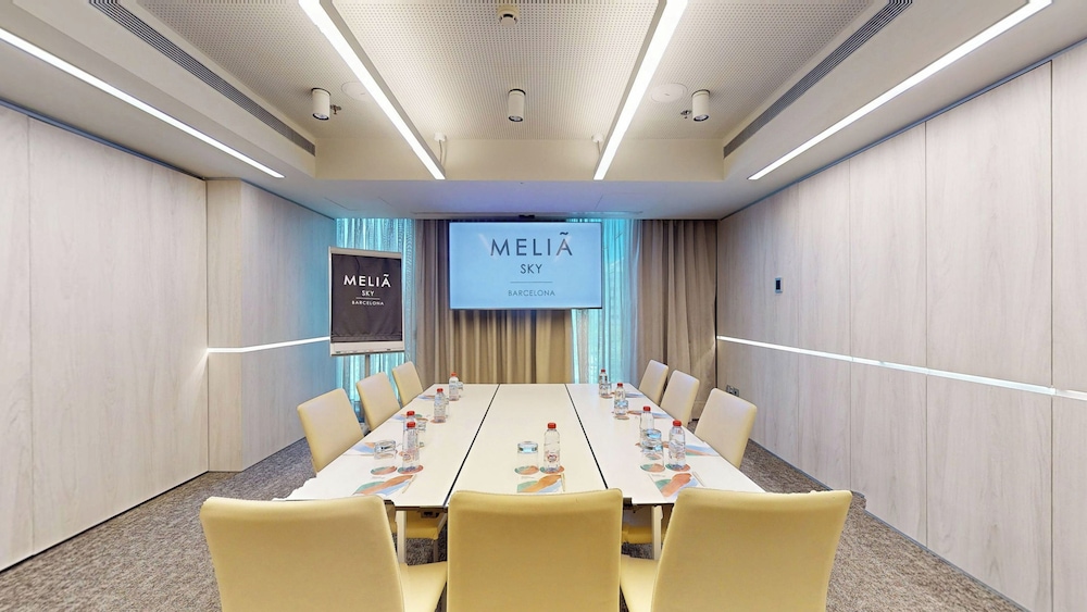 MELIA BARCELONA SKY 67/77