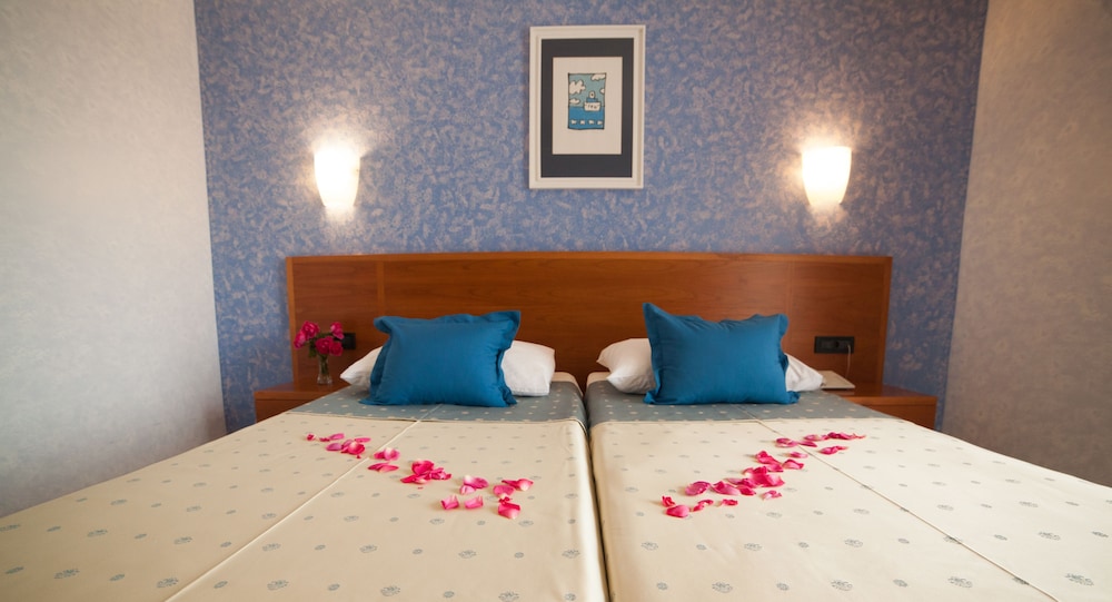 HOTEL ZLATNI LAV 11/37