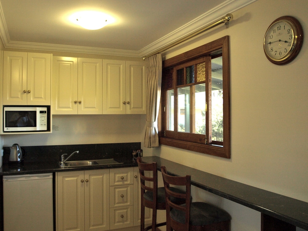 AMAMOOR LODGE 36/63