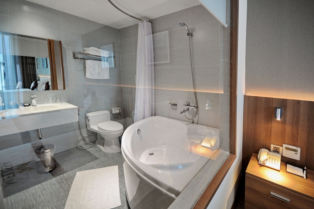 Melissa Hotel 38/39