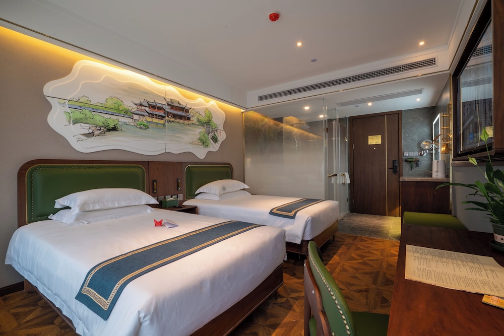 Nostalgia Hotel (Shanghai Fudan University) 26/50