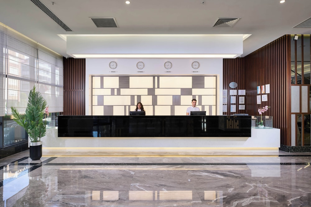 Kaila Beach Hotel 5/50