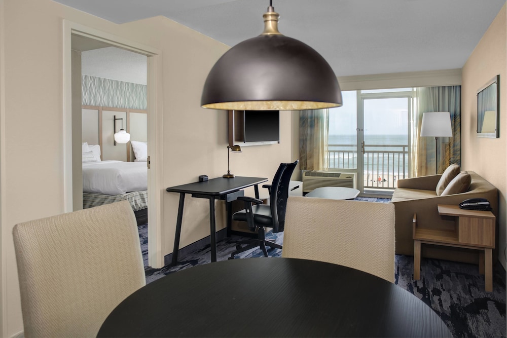 Fairfield Inn Suites By Marriott Virginia Beach Oceanfront 46/50
