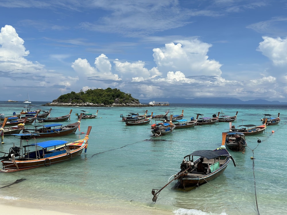 Lipe Power Beach Resort 44/50