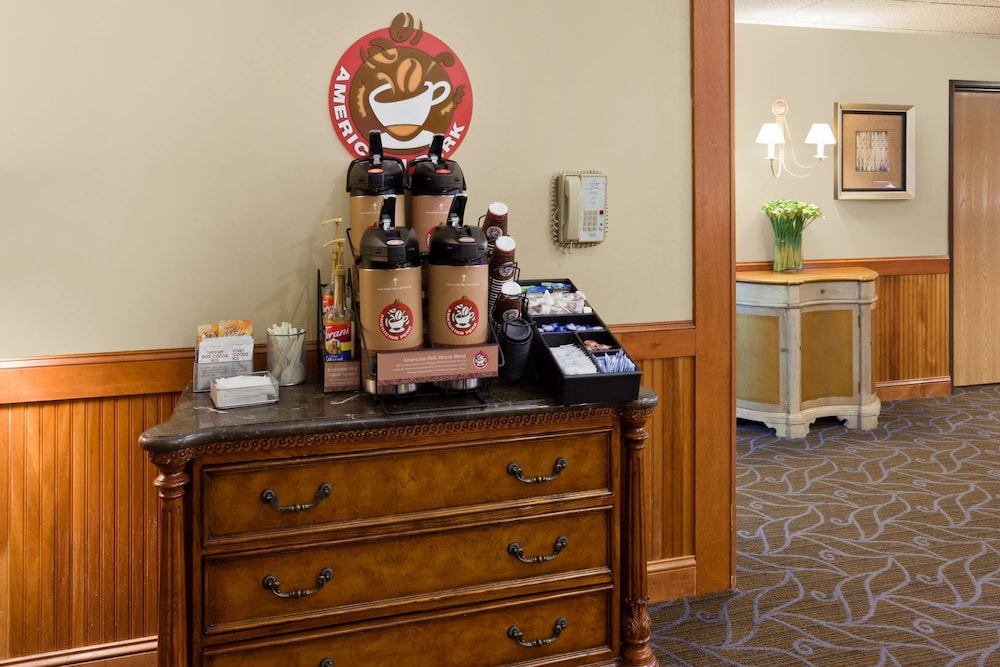 Americinn By Wyndham Chanhassen 40/47