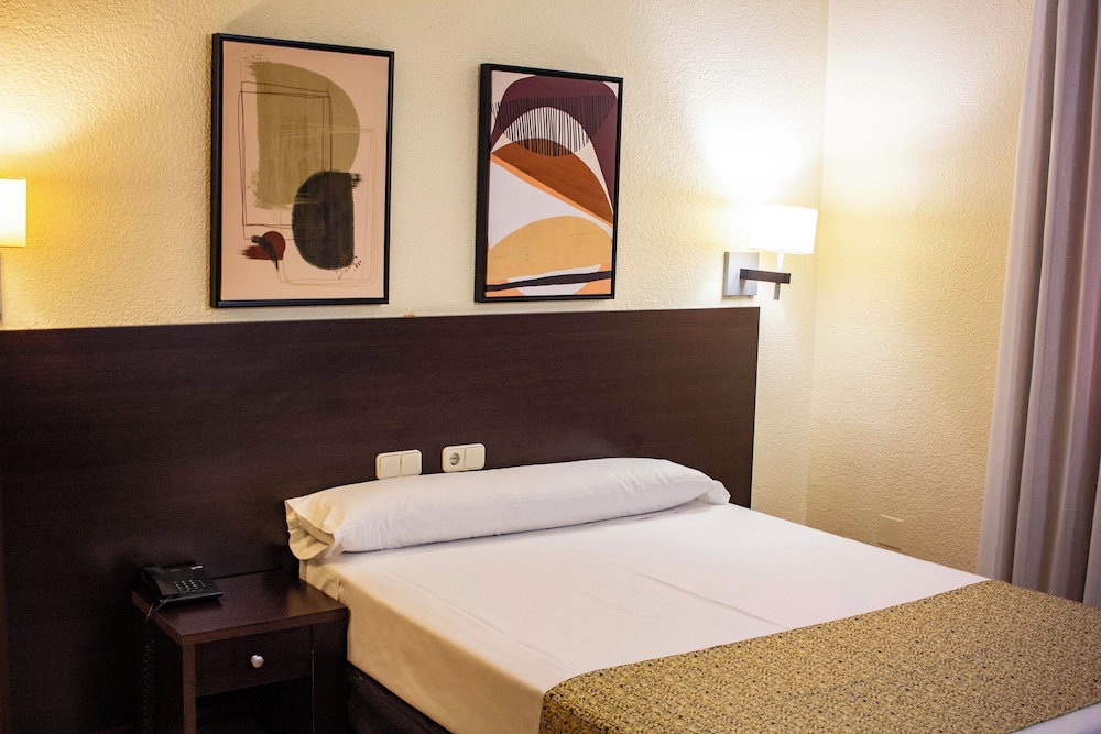 Hotel Tudanca Aranda Ii 12/44