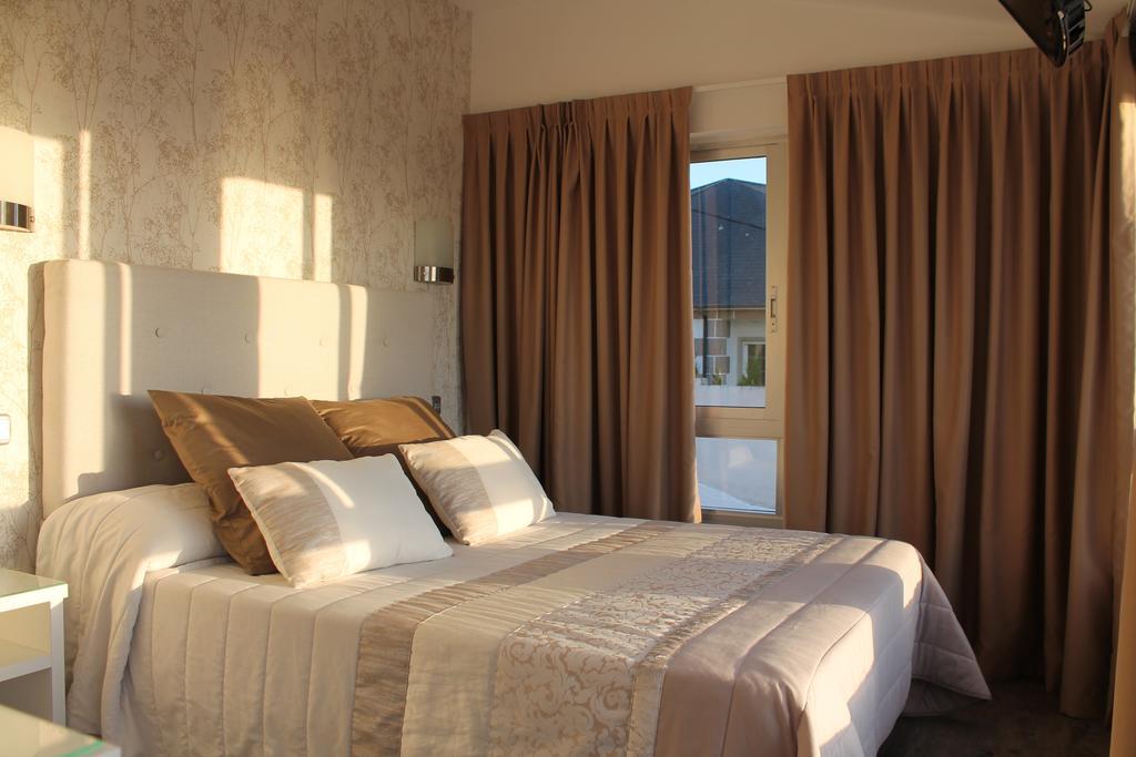 HOTEL MAROLA 7/22