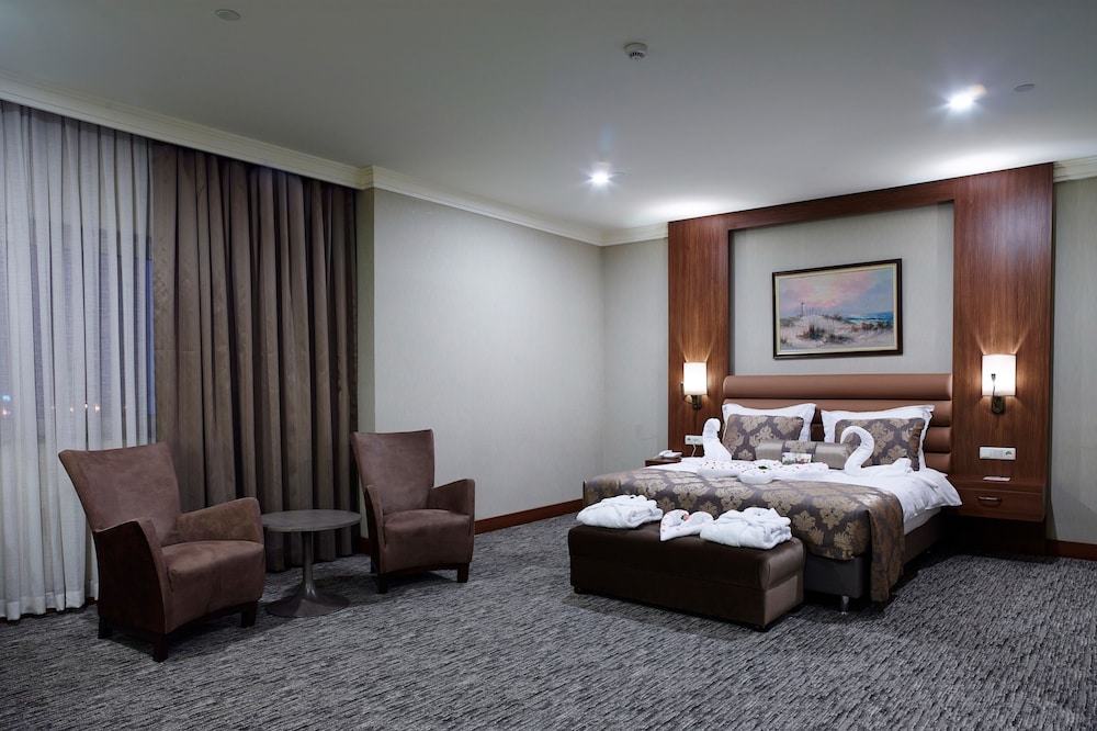 Euro Park Hotel 26/71