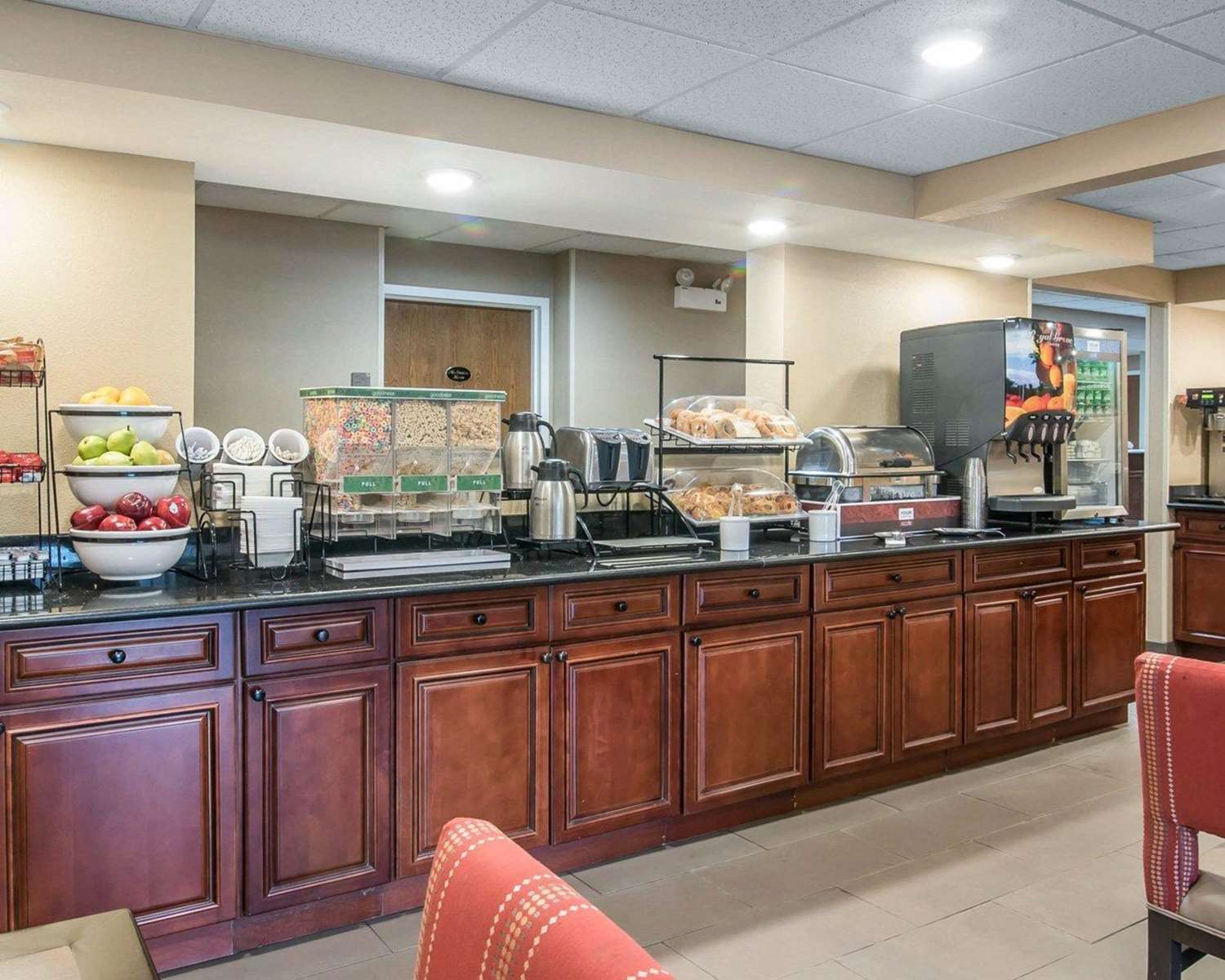 Comfort Inn Saugerties 19/24