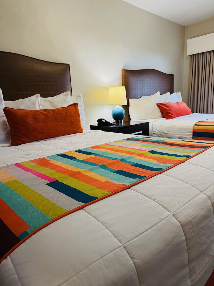 Silver Seas Beach Resort 19/67