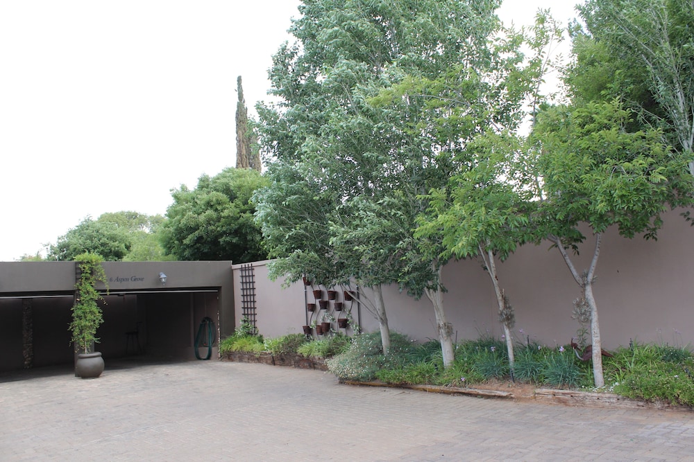 Cottonwood Guesthouse 44/50