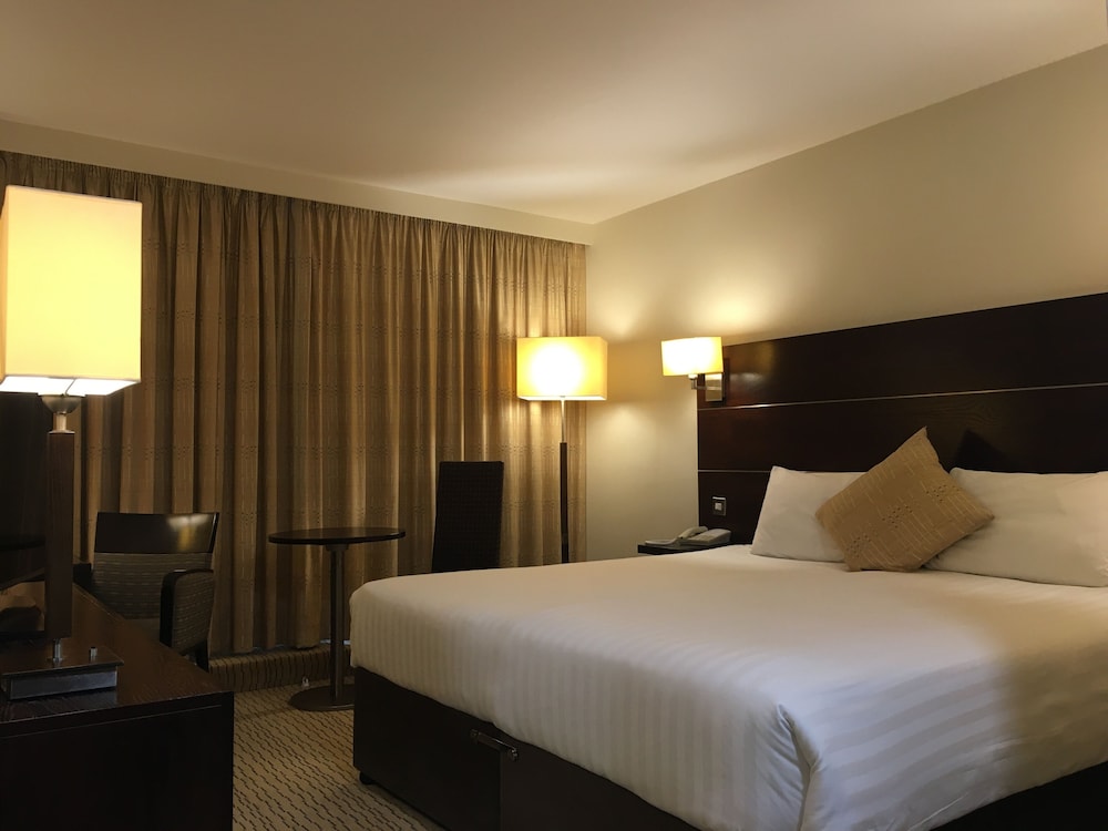 Mercure Maidstone Great Danes Hotel 13/75