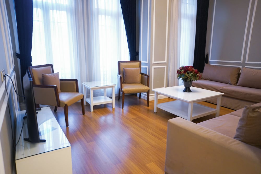 Triada Otel 50/76
