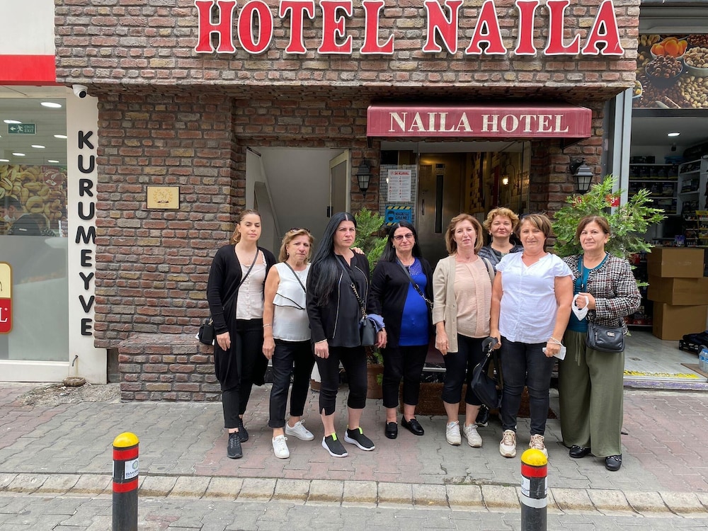 Naila Hotel 62/69