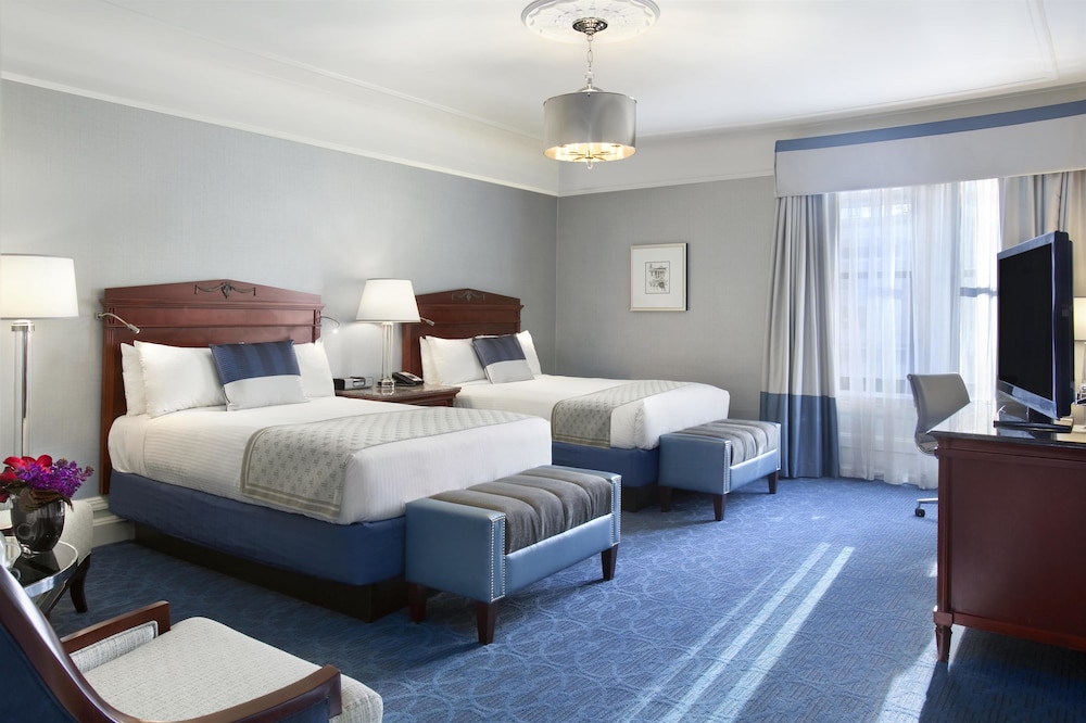 FAIRMONT, 2 DOUBLE BEDS