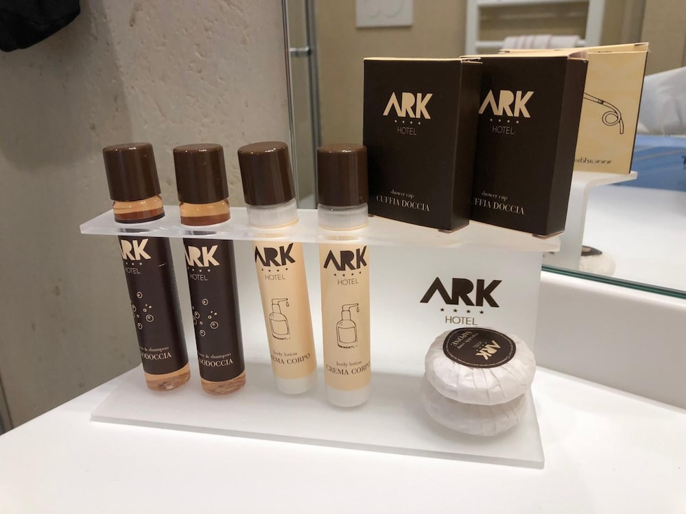 Ark Hotel 19/42