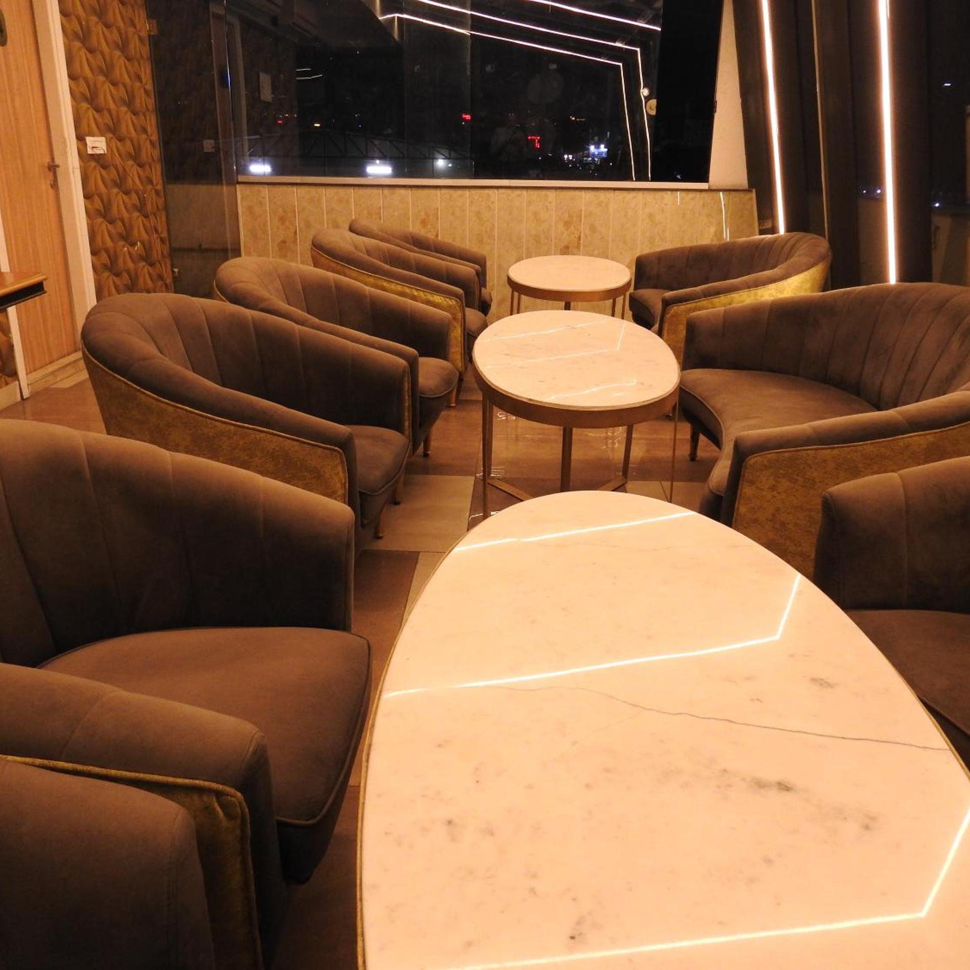 Sapphire Sky Hotel 30/50