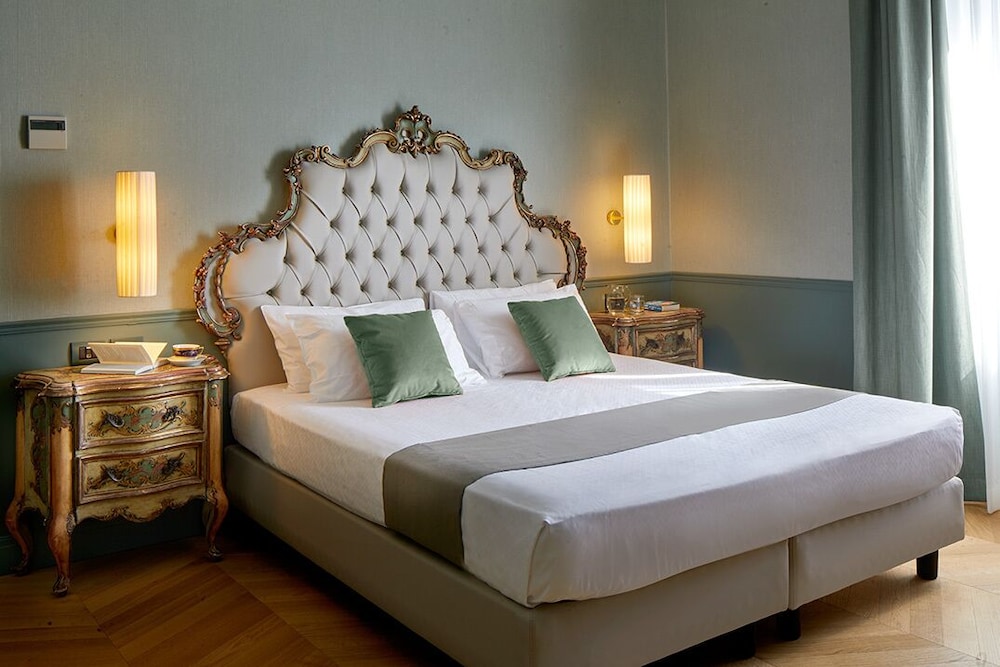 Hotel Villa Del Sogno 26/77