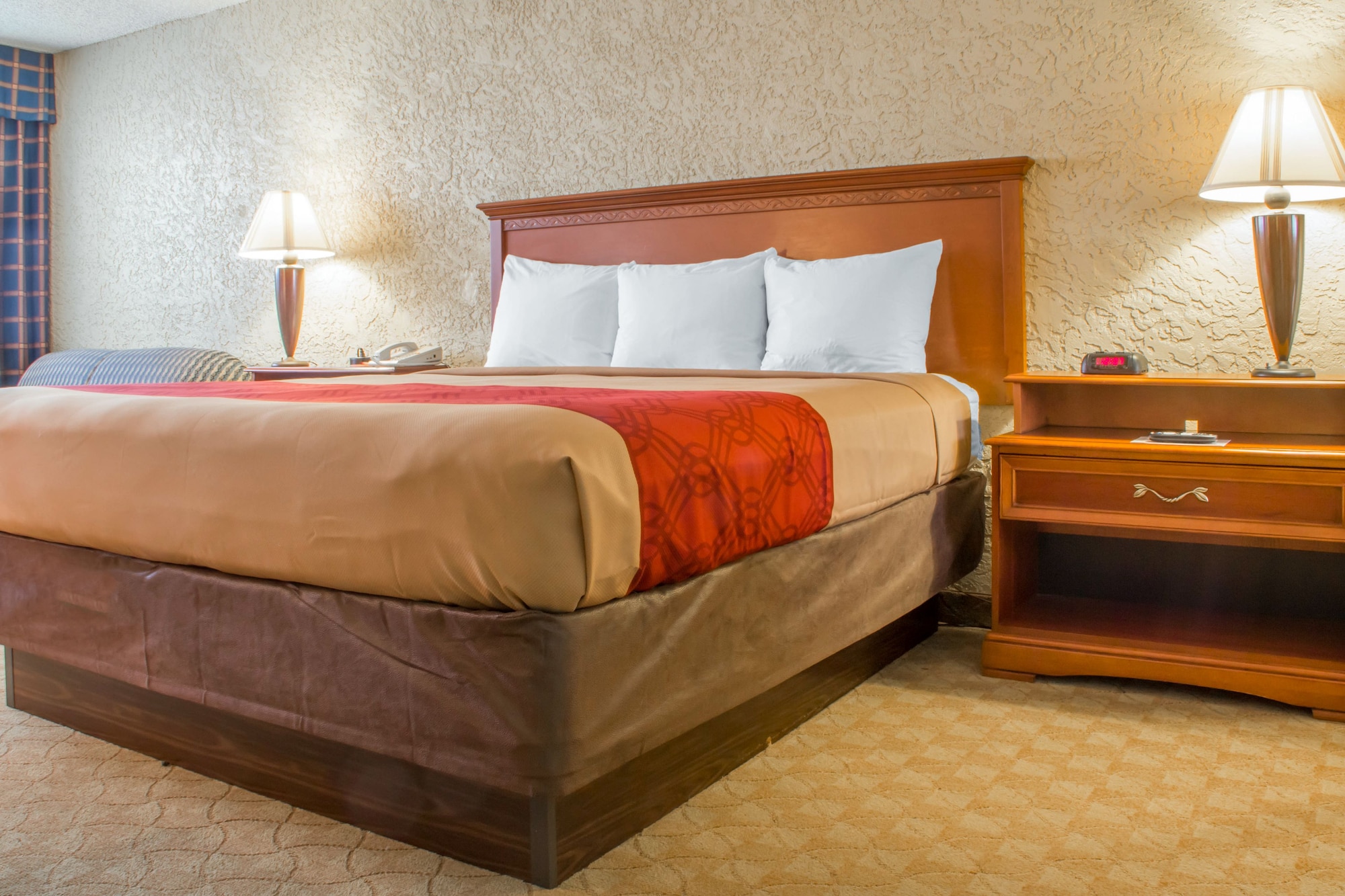 غرفة بسرير كينج لذوي الإعاقة، Econo Lodge Broken Arrow 7/10