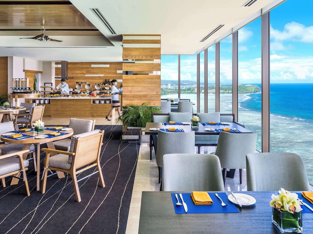 Dusit Thani Guam Resort 37/50