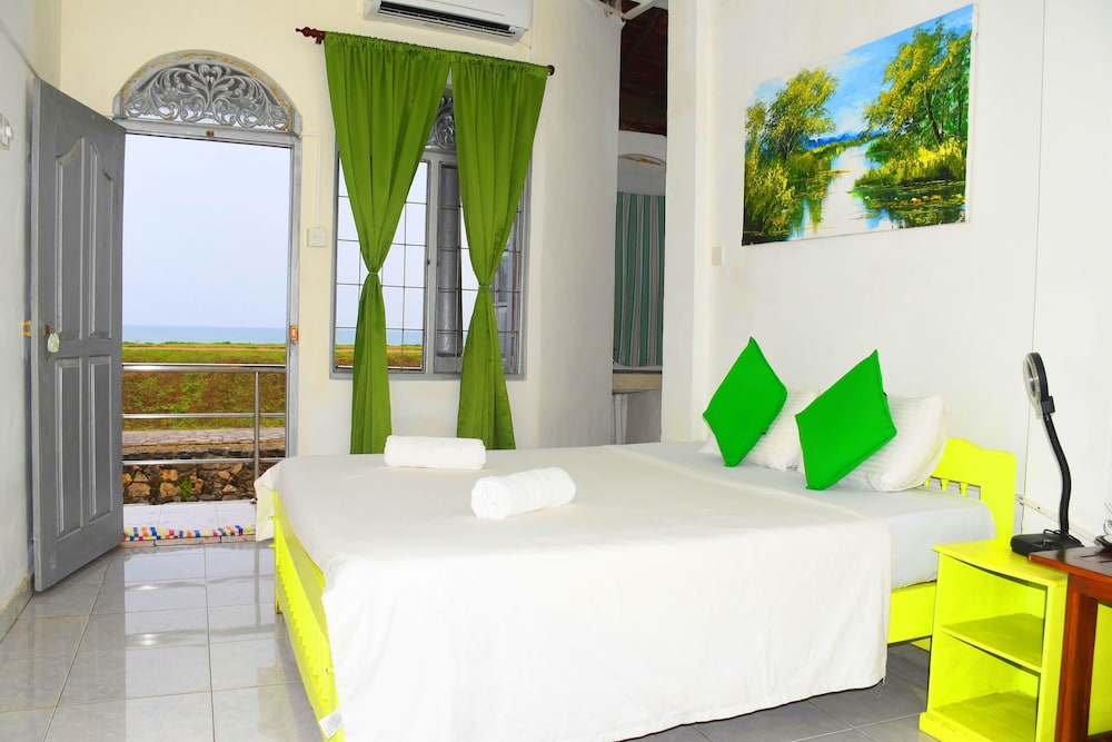 Rampart View Guest House 15/48