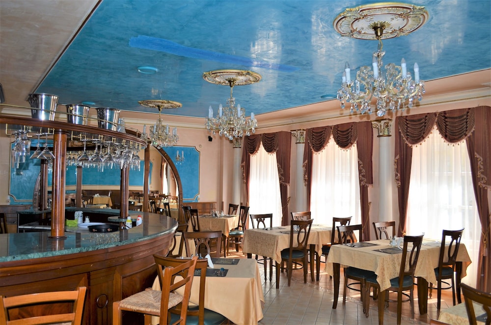 Hotel Krasna Kralovna 16/24