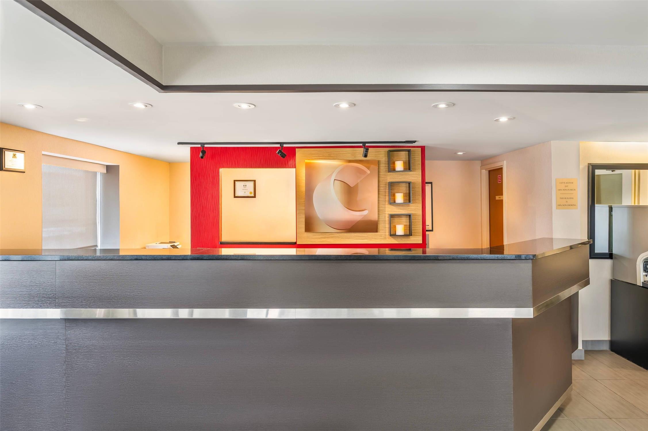 Comfort Inn Laval 4/28
