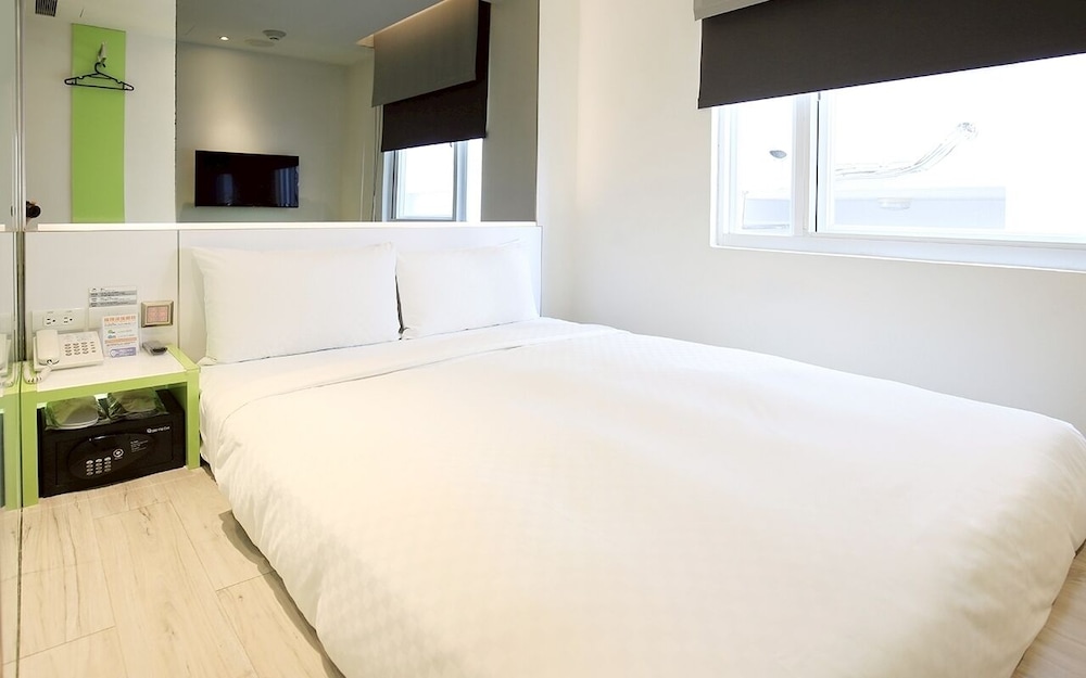 ECONOMY, DOUBLE BED